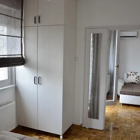 Apartment Arena White Belgrade Room photo