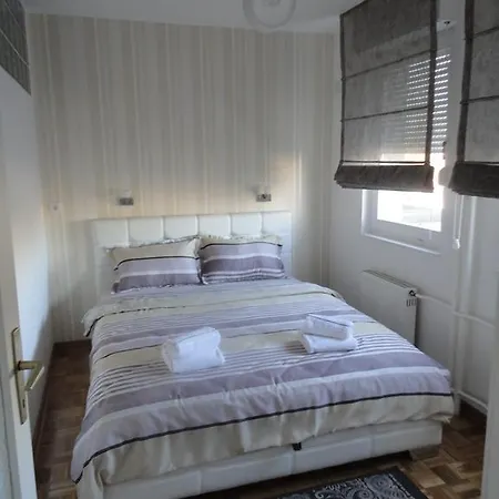 Apartment Arena White Belgrade Room photo